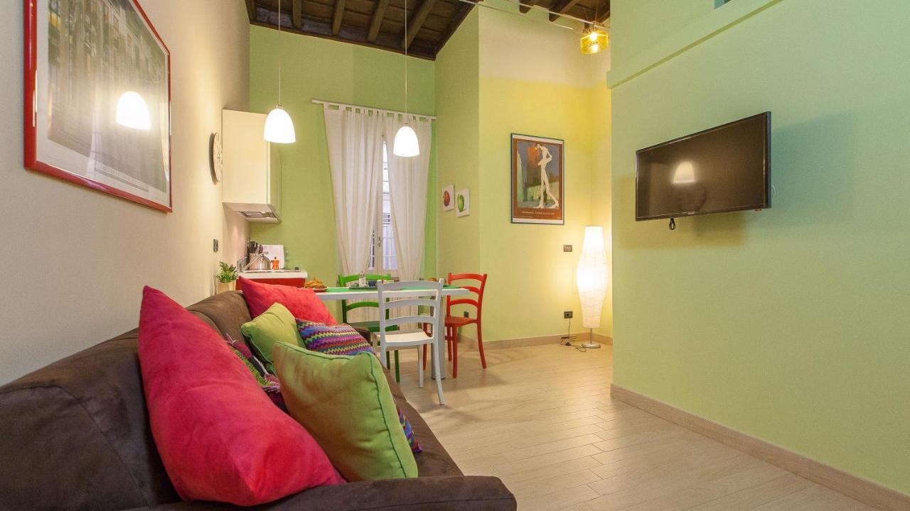 Trevi Colour- Rental In Рим Екстер'єр фото